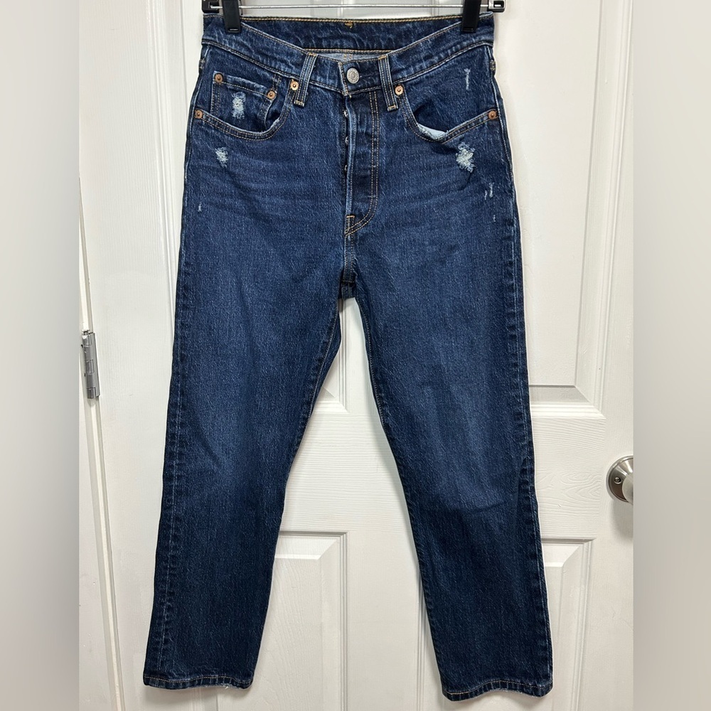 Levi's Women’s Dark Blue Straight Jeans - Picture 2 of 7